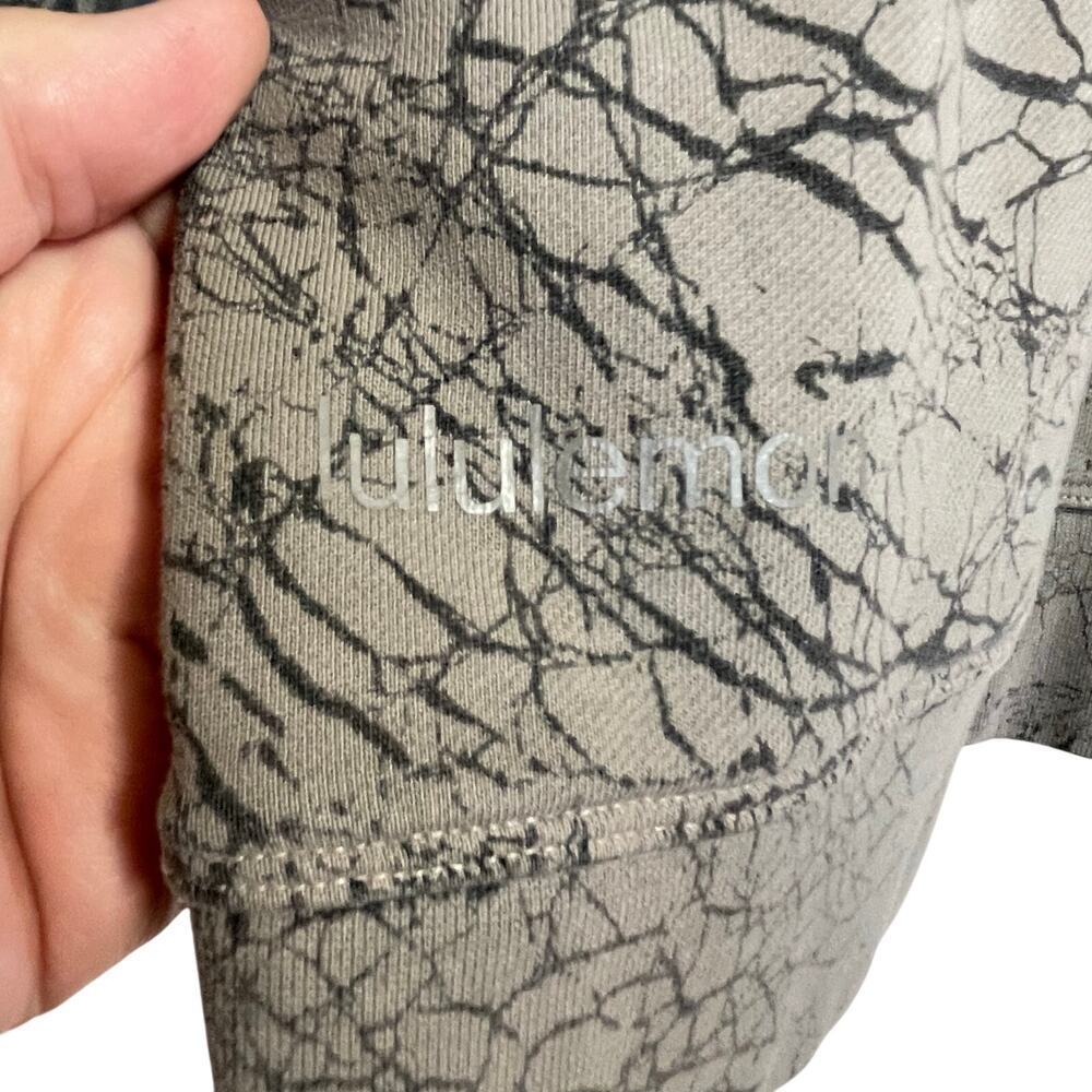 LULULEMON Women’s Perfectly Oversized Crewneck Sweatshirt Gray Crackle - Picture 3 of 4